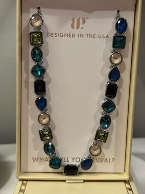 BP - HOLIDAY JEWEL CANDY 2025 - Necklace Bolo closure